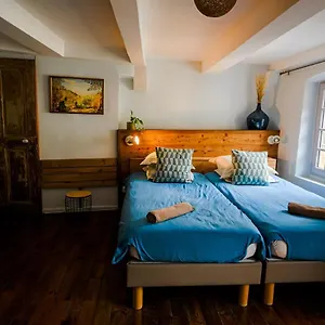 Bed & Breakfast Le Pied Du Geant - Local Securise Pour Les Velos, Tournon-sur-Rhone