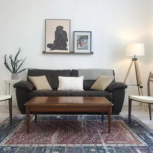 Elegant In Historic Center Of Tournon-sur-Rhone